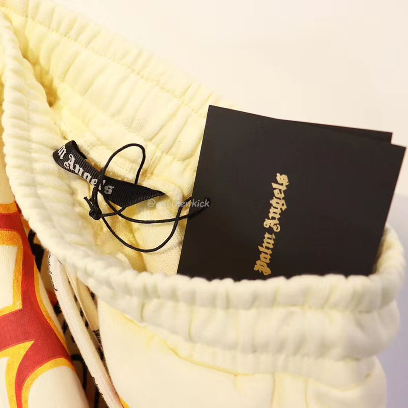 Palm Angels Graffiti Flame T Shirt Shorts Black White (12) - www.newkick.vip